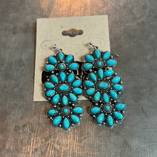 Load image into Gallery viewer, Turquoise and Silver Earrings
