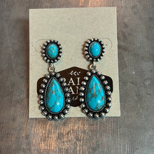 Load image into Gallery viewer, Turquoise and Silver Earrings