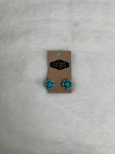 Load image into Gallery viewer, Turquoise and Silver Earrings