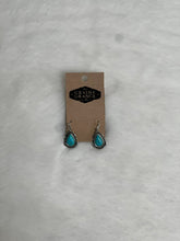 Load image into Gallery viewer, Turquoise and Silver Earrings