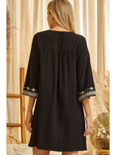 Load image into Gallery viewer, Embroidered Shift Dress
