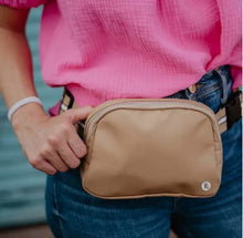 Load image into Gallery viewer, Solid Belt Bag with Striped Strap
