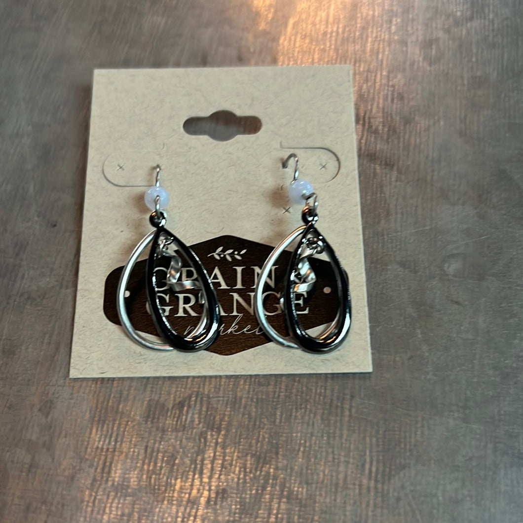 Open Teardrops with Spiral