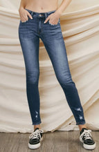 Load image into Gallery viewer, Molly Mid Rise Super Skinny Jeans
