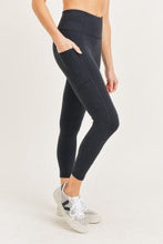 Load image into Gallery viewer, Highwaist Pocket Leggings
