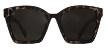 Load image into Gallery viewer, Southern Tide Ellis Sunglasses
